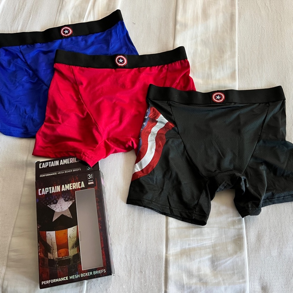 SOLD!! CAPTAIN AMERICA UNDERWEAR SIZE SMALL - Picture 7 of 7